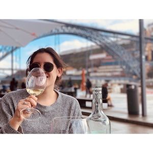 Meet your Posher, Elena